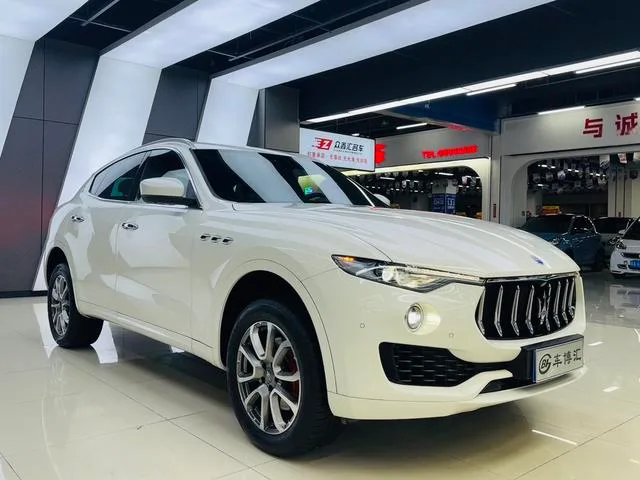 Maserati Levante 2016 3.0T Levante exterior foto 3 Maserati Levante 2016 3.0T Levante exterior foto 3