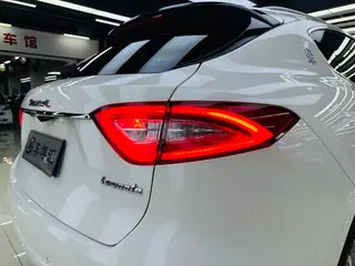 Maserati Levante 2016 3.0T Levante interior foto 20 Maserati Levante 2016 3.0T Levante interior foto 20