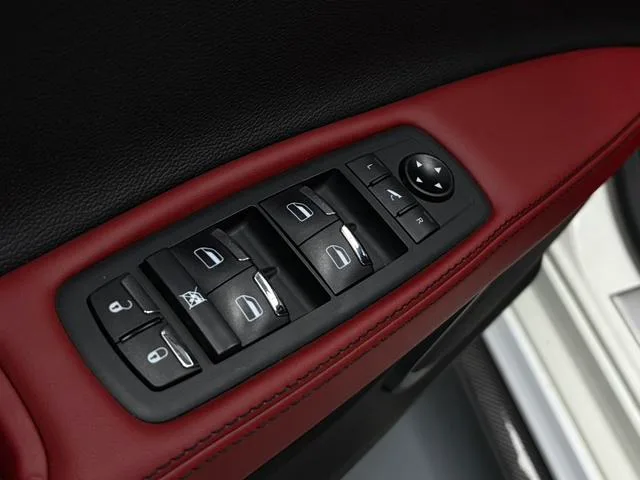 Maserati Ghibli 2022 2.0T GT Sharp Edition exterior photo 9 Maserati Ghibli 2022 2.0T GT Sharp Edition exterior photo 9