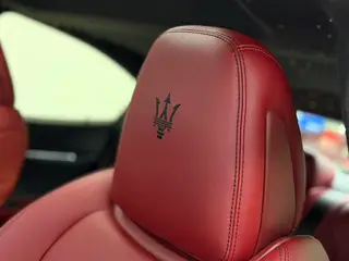 Maserati Ghibli 2022 2.0T GT Sharp Edition interior photo 11 Maserati Ghibli 2022 2.0T GT Sharp Edition interior photo 11