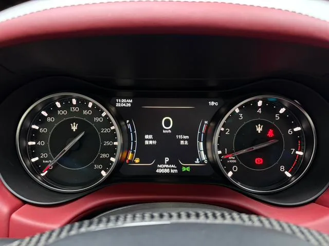 Maserati Ghibli 2022 2.0T GT Sharp Edition interior photo 12 Maserati Ghibli 2022 2.0T GT Sharp Edition interior photo 12