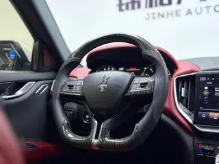Maserati Ghibli 2022 2.0T GT Sharp Edition interior photo 19 Maserati Ghibli 2022 2.0T GT Sharp Edition interior photo 19