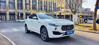 Maserati Levante 2016 3.0T Levante exterior foto 3 Maserati Levante 2016 3.0T Levante exterior foto 3