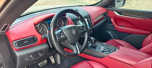 Maserati Levante 2016 3.0T Levante exterior foto 8 Maserati Levante 2016 3.0T Levante exterior foto 8