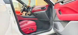 Maserati Levante 2016 3.0T Levante interior foto 13 Maserati Levante 2016 3.0T Levante interior foto 13