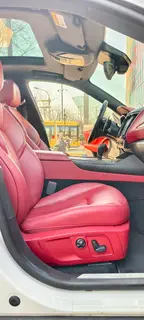 Maserati Levante 2016 3.0T Levante interior foto 14 Maserati Levante 2016 3.0T Levante interior foto 14