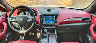 Maserati Levante 2016 3.0T Levante interior foto 16 Maserati Levante 2016 3.0T Levante interior foto 16