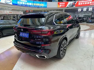 BMW X5 2021 Restyling xDrive30i M Sports suit exterior photo 4 BMW X5 2021 Restyling xDrive30i M Sports suit exterior photo 4