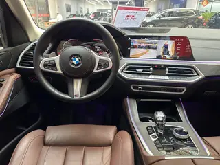 BMW X5 2021 Restyling xDrive30i M Sports suit interior photo 7 BMW X5 2021 Restyling xDrive30i M Sports suit interior photo 7