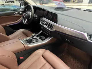 BMW X5 2021 Restyling xDrive30i M Sports suit interior photo 9 BMW X5 2021 Restyling xDrive30i M Sports suit interior photo 9