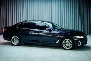 BMW 5 Series 2023 530Li Premium Class Luxury Set exterior photo 5 BMW 5 Series 2023 530Li Premium Class Luxury Set exterior photo 5