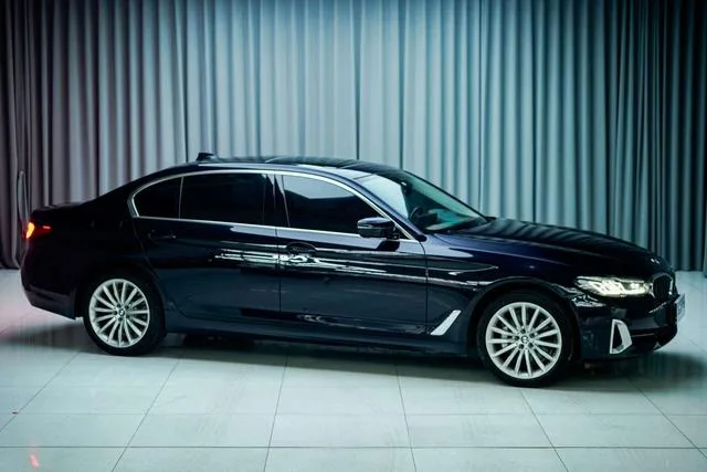 BMW 5 Series 2023 530Li Premium Class Luxury Set exterior photo 5 BMW 5 Series 2023 530Li Premium Class Luxury Set exterior photo 5