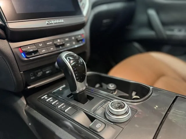 Maserati Ghibli 2017 3.0T Standard Edition exterior photo 6 Maserati Ghibli 2017 3.0T Standard Edition exterior photo 6