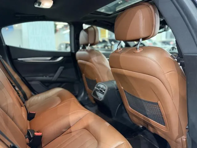 Maserati Ghibli 2017 3.0T Standard Edition interior photo 12 Maserati Ghibli 2017 3.0T Standard Edition interior photo 12