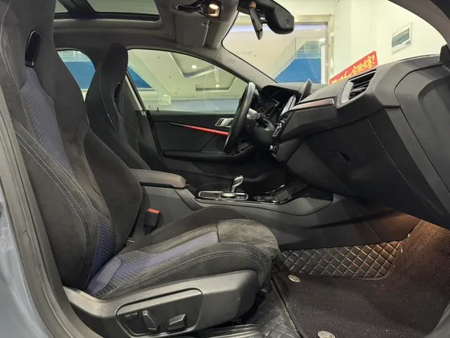 BMW 2 Series 2021 225i Four-door coupe M Sports Night Suit interior photo 11 BMW 2 Series 2021 225i Four-door coupe M Sports Night Suit interior photo 11