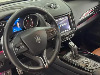 Maserati Levante 2020 3.0T Standard Edition exterior photo 5 Maserati Levante 2020 3.0T Standard Edition exterior photo 5