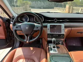 Maserati Quattroporte 2015 3.0T Tipo estándar exterior foto 5 Maserati Quattroporte 2015 3.0T Tipo estándar exterior foto 5