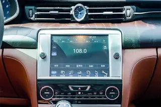 Maserati Quattroporte 2015 3.0T Standard type interior photo 11 Maserati Quattroporte 2015 3.0T Standard type interior photo 11