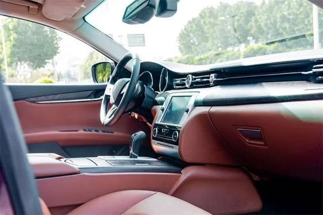 Maserati Quattroporte 2015 3.0T Standard type interior photo 17 Maserati Quattroporte 2015 3.0T Standard type interior photo 17