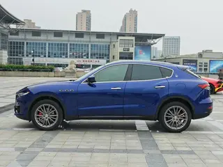 Maserati Levante 2021 3.0T Standard Edition exterior photo 5 Maserati Levante 2021 3.0T Standard Edition exterior photo 5