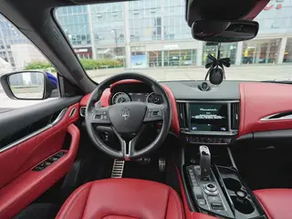 Maserati Levante 2021 3.0T Standard Edition interior photo 11 Maserati Levante 2021 3.0T Standard Edition interior photo 11