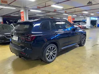 BMW X3 2022 xDrive30i Premium Class M Obsidian Night Suit interior photo 12 BMW X3 2022 xDrive30i Premium Class M Obsidian Night Suit interior photo 12