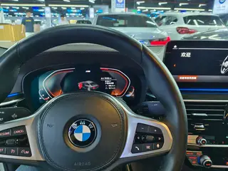 BMW 5 Series 2022 525Li M Sports suit interior photo 8 BMW 5 Series 2022 525Li M Sports suit interior photo 8