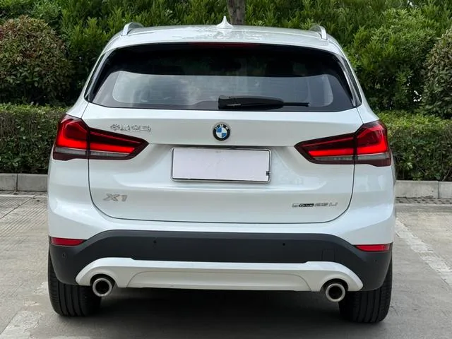 BMW X1 2021 sDrive25Li Leading Type exterior photo 4 BMW X1 2021 sDrive25Li Leading Type exterior photo 4