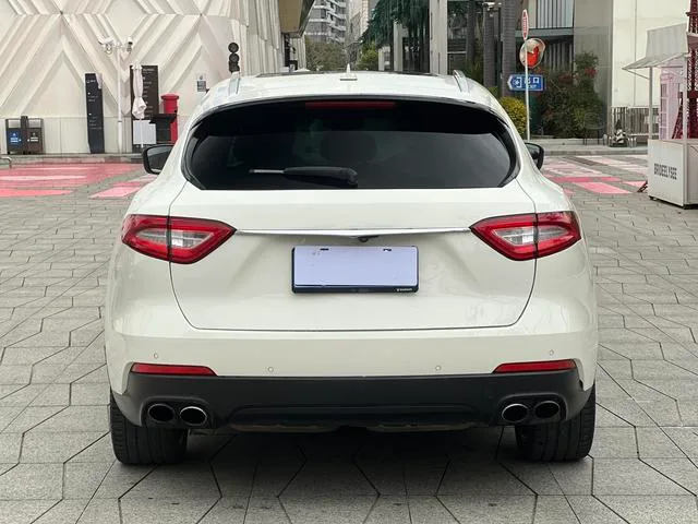 Maserati Levante 2018 3.0T Classic Edition exterior photo 5 Maserati Levante 2018 3.0T Classic Edition exterior photo 5