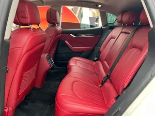 Maserati Levante 2018 3.0T Classic Edition interior photo 14 Maserati Levante 2018 3.0T Classic Edition interior photo 14