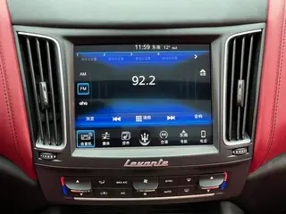 Maserati Levante 2018 3.0T Classic Edition interior photo 19 Maserati Levante 2018 3.0T Classic Edition interior photo 19