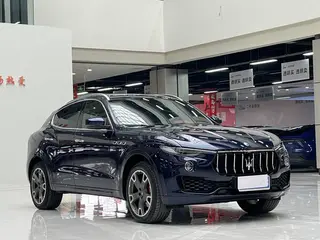 Maserati Levante 2016 3.0T Levante exterior photo 3 Maserati Levante 2016 3.0T Levante exterior photo 3