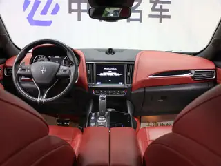 Maserati Levante 2022 3.0T Modena interior photo 14 Maserati Levante 2022 3.0T Modena interior photo 14