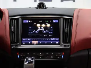 Maserati Levante 2022 3.0T Modena interior photo 15 Maserati Levante 2022 3.0T Modena interior photo 15