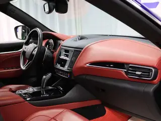 Maserati Levante 2022 3.0T Modena interior photo 18 Maserati Levante 2022 3.0T Modena interior photo 18