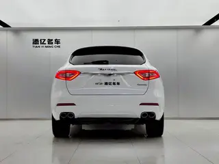 Maserati Levante 2016 3.0T Levante exterior foto 6 Maserati Levante 2016 3.0T Levante exterior foto 6