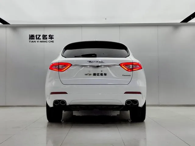 Maserati Levante 2016 3.0T Levante exterior foto 6 Maserati Levante 2016 3.0T Levante exterior foto 6