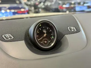 Maserati Levante 2016 3.0T Levante interior photo 12 Maserati Levante 2016 3.0T Levante interior photo 12