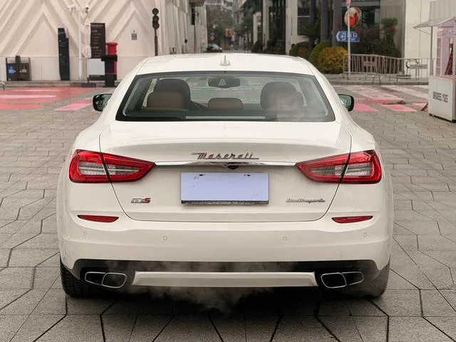 Maserati Quattroporte 2013 3.8T Tipo estándar exterior foto 5 Maserati Quattroporte 2013 3.8T Tipo estándar exterior foto 5