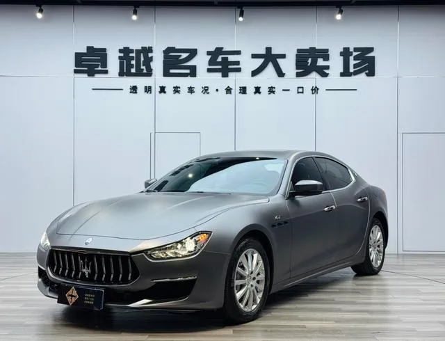 Maserati Ghibli 2022 2.0T GT Versión aguda exterior foto 1 Maserati Ghibli 2022 2.0T GT Versión aguda exterior foto 1