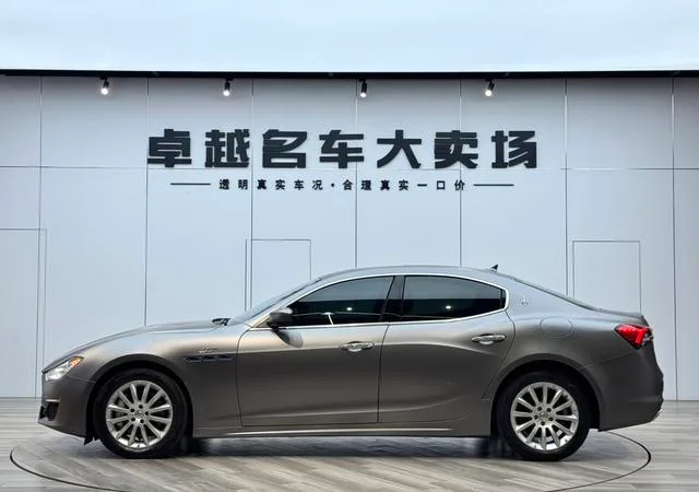 Maserati Ghibli 2022 2.0T GT Versión aguda exterior foto 4 Maserati Ghibli 2022 2.0T GT Versión aguda exterior foto 4