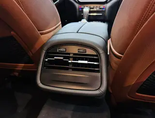 Maserati Ghibli 2022 2.0T GT Versión aguda interior foto 17 Maserati Ghibli 2022 2.0T GT Versión aguda interior foto 17