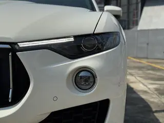 Maserati Levante 2016 3.0T Levante exterior photo 8 Maserati Levante 2016 3.0T Levante exterior photo 8