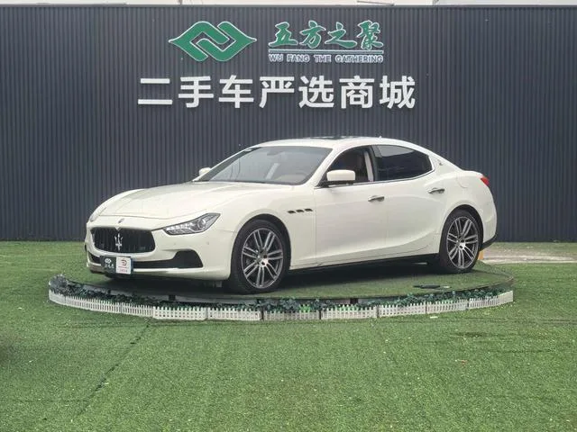 Maserati Ghibli 2014 3.0T Versión estándar exterior foto 1 Maserati Ghibli 2014 3.0T Versión estándar exterior foto 1