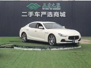 Maserati Ghibli 2014 3.0T Versión estándar exterior foto 3 Maserati Ghibli 2014 3.0T Versión estándar exterior foto 3
