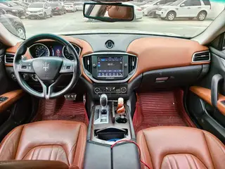 Maserati Ghibli 2014 3.0T Versión estándar interior foto 11 Maserati Ghibli 2014 3.0T Versión estándar interior foto 11