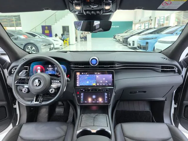 Maserati Grecale 2023 2.0T GT exterior photo 8 Maserati Grecale 2023 2.0T GT exterior photo 8