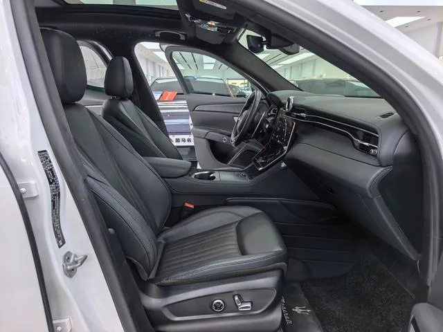 Maserati Grecale 2023 2.0T GT interior photo 14 Maserati Grecale 2023 2.0T GT interior photo 14