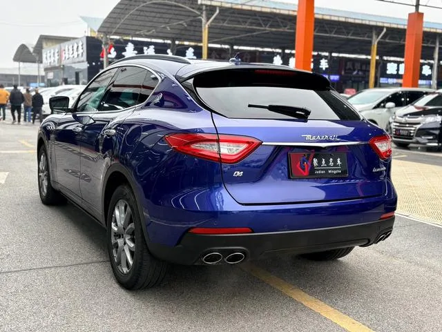 Maserati Levante 2020 3.0T Standard Edition exterior photo 4 Maserati Levante 2020 3.0T Standard Edition exterior photo 4