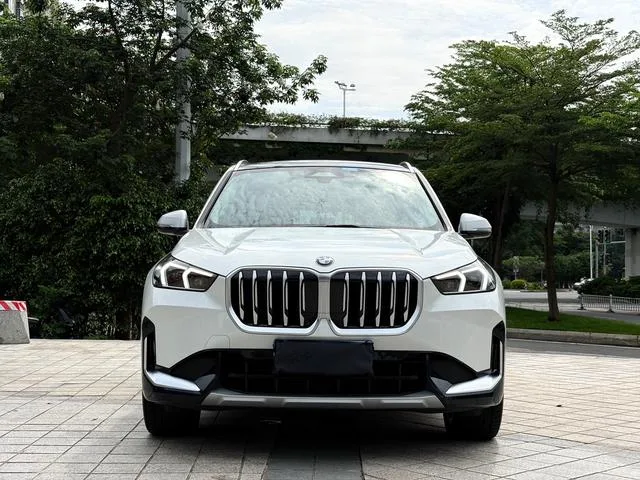 BMW X1 2023 sDrive25Li X Design Suit exterior photo 2 BMW X1 2023 sDrive25Li X Design Suit exterior photo 2